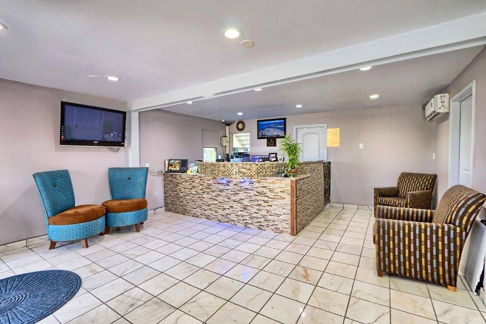 Econo Lodge Austin South - photo 6