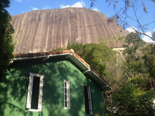 Sossego Aos Pes Da Pedra Do Elefante — Petropolis