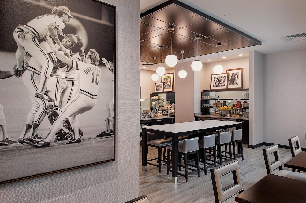 Hilton St. Louis at the Ballpark - photo 72