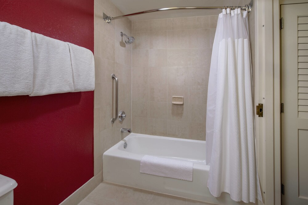Courtyard by Marriott Rockville - photo 13