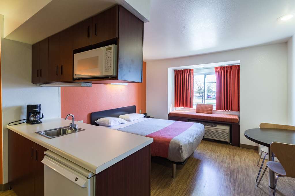Motel 6 Huron OH Sandusky - photo 17