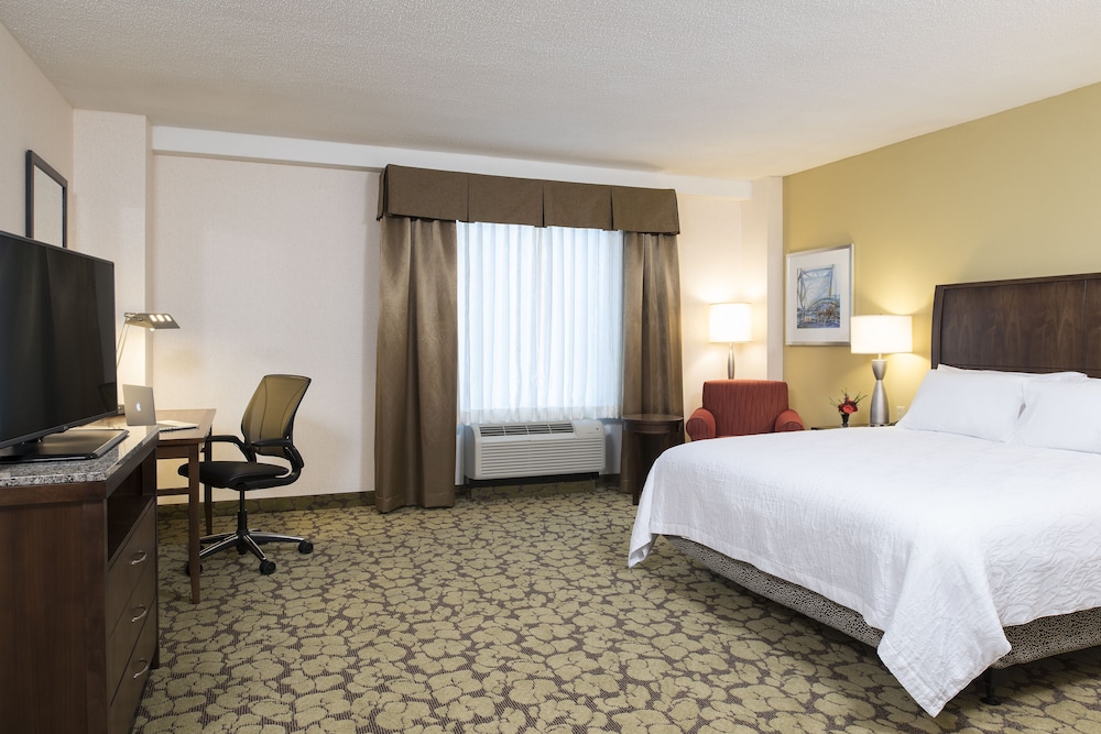 Hilton Garden Inn Louisville Downtown - photo 17