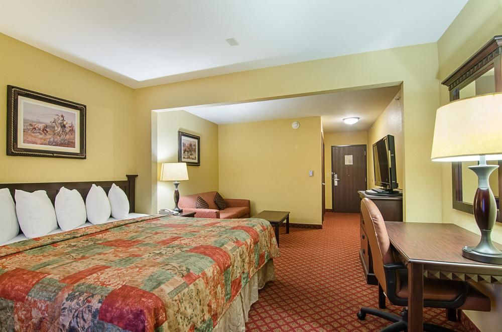 Motel 6 Park City KS - photo 33