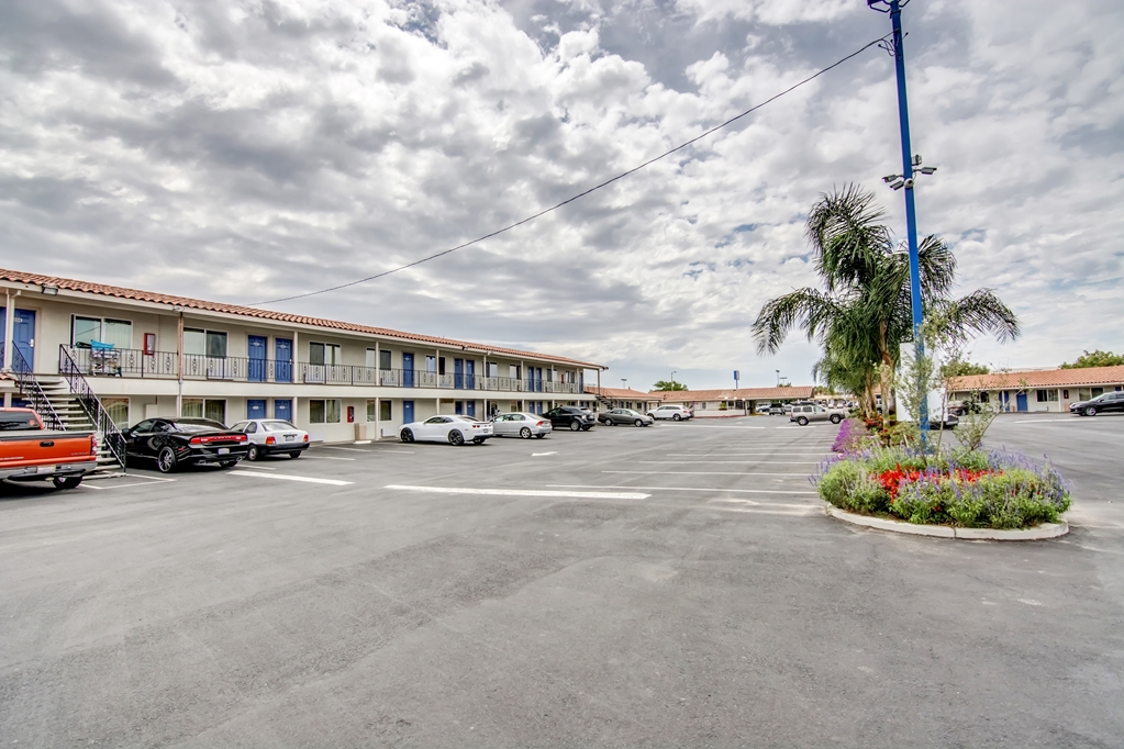 Motel 6 Manteca CA - photo 6