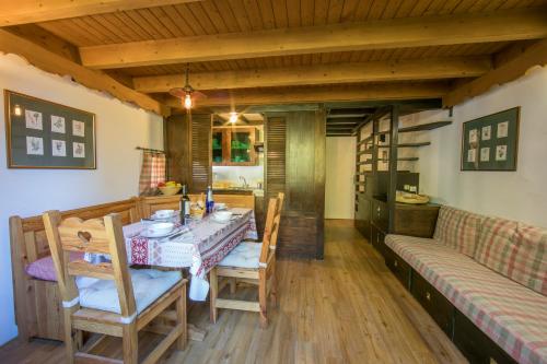 R sidence Grand Roc Ancolies 201 in Chamonix-Mont-Blanc, France