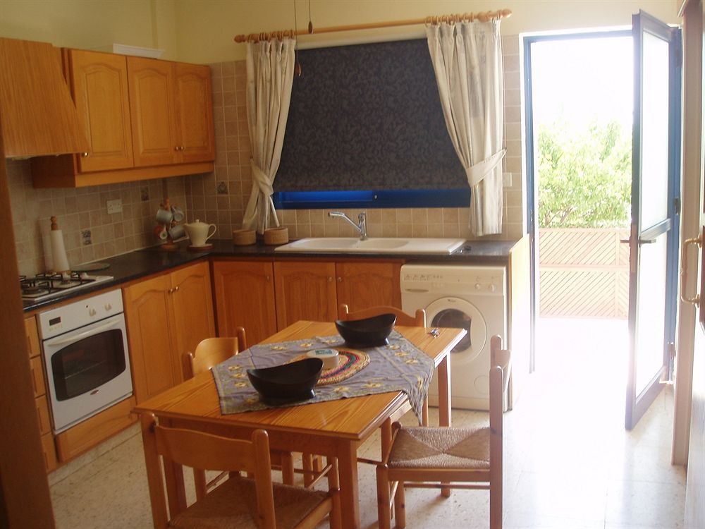 In-Room Kitchen
