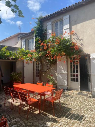 Les Olivettes — hotel in La Couarde-Sur-Mer