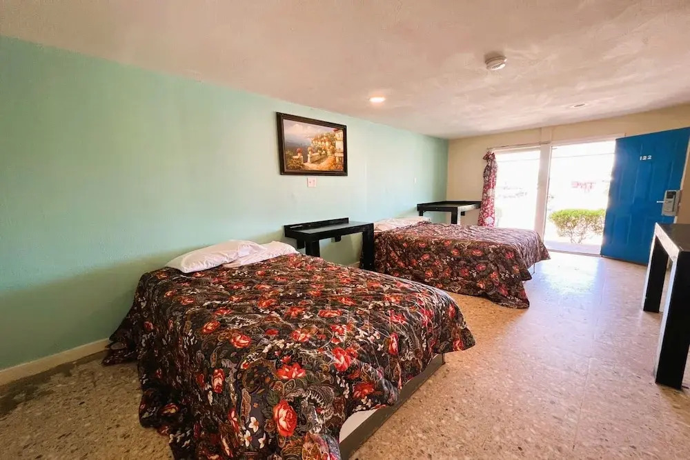Padre Motel - photo 25