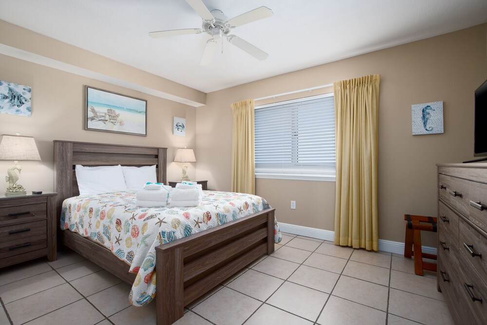 Emerald Beach Resort 1430 Two Bedroom Condo - photo 10