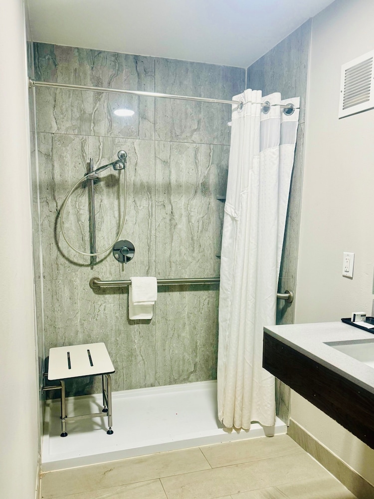 Silver Beach Hotel - photo 27