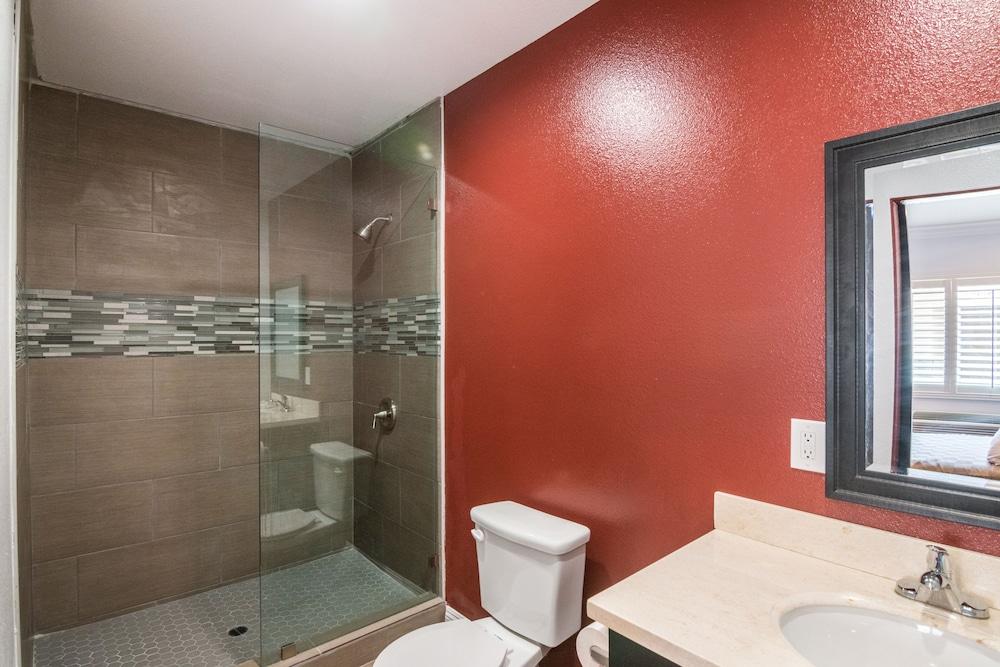 Rodeway Inn & Suites Pico Rivera - photo 15
