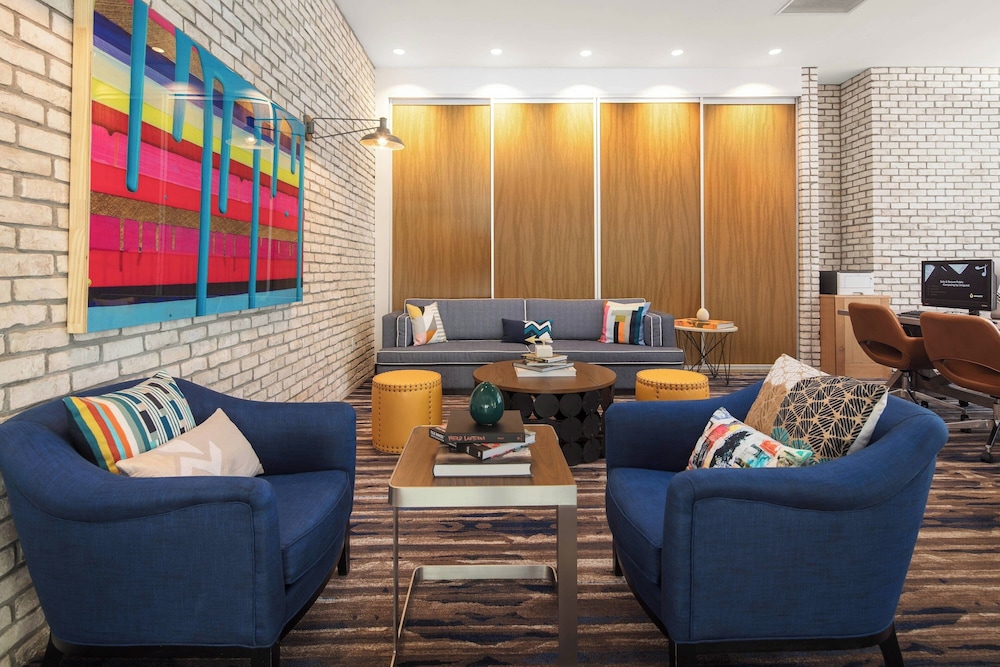 TownePlace Suites New Orleans Downtown Canal Street - photo 5