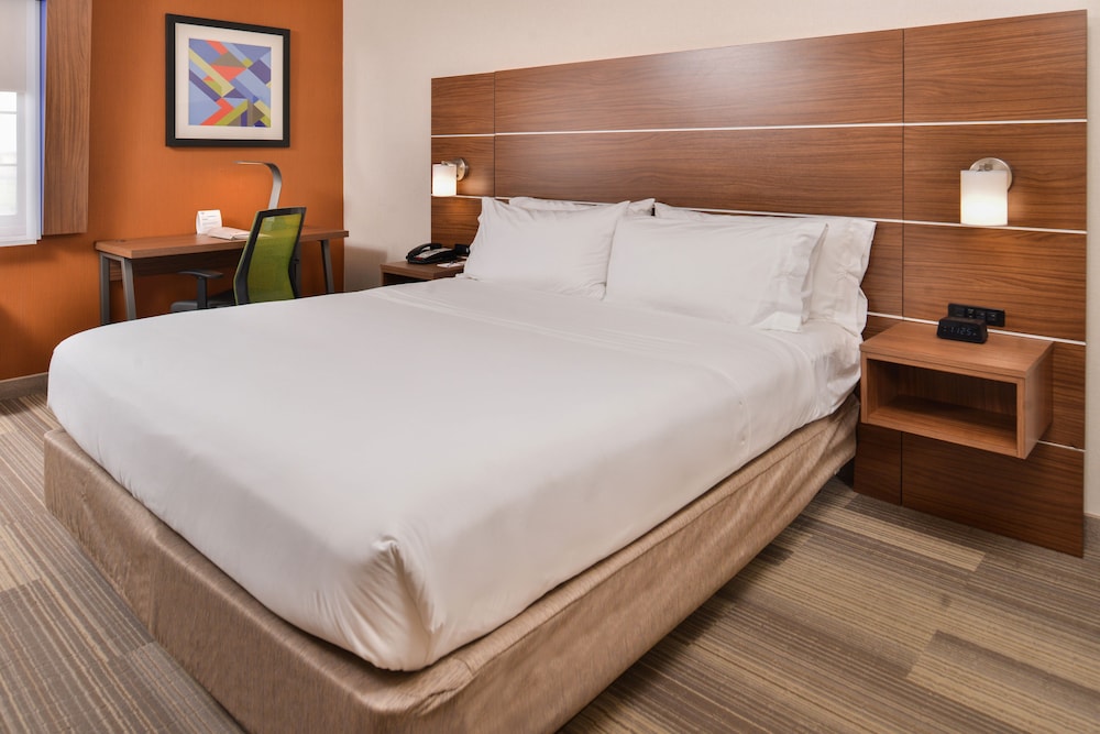 Holiday Inn Express Westley North Patterson Area - photo 14