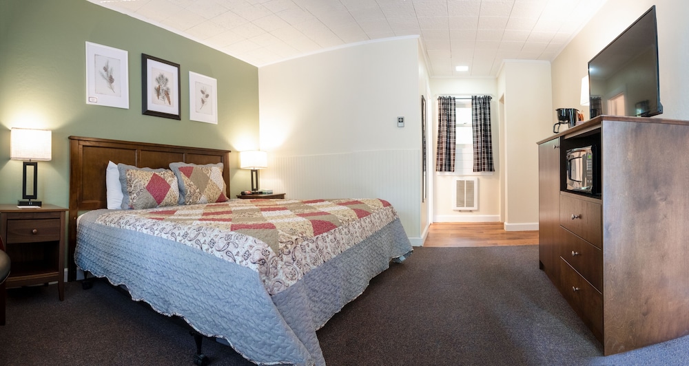 Acadia Pines Motel - photo 7
