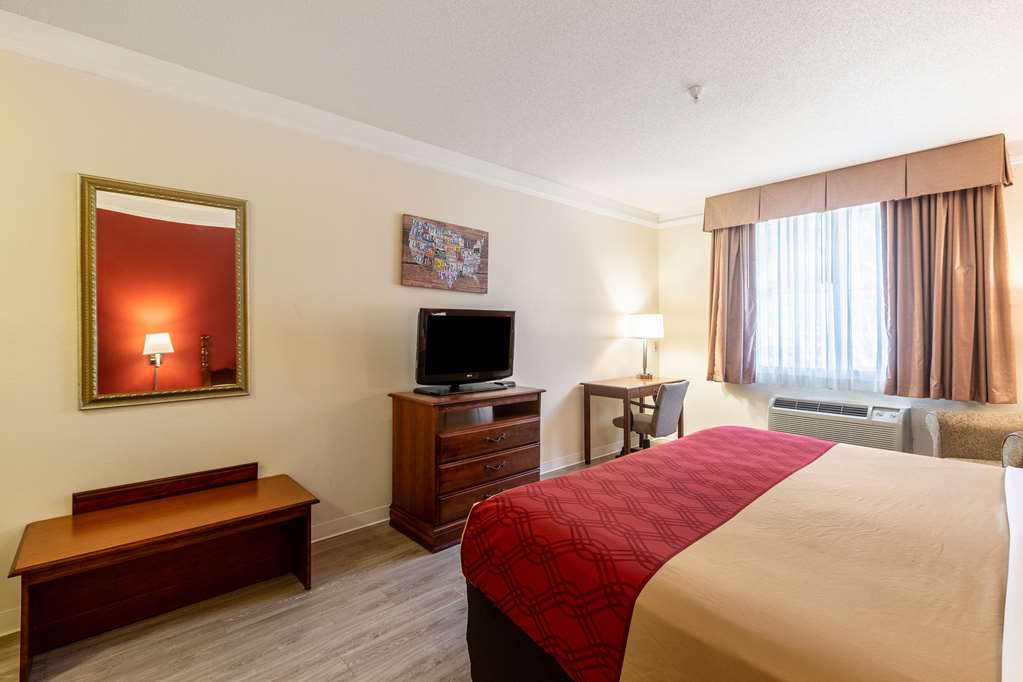 Econo Lodge Inn and Suites Douglasville GA - photo 9