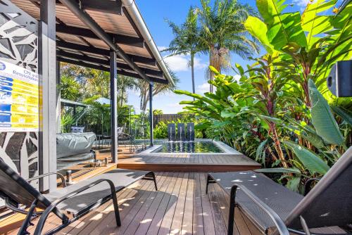 Mudjimba Escape pet friendly luxury villa w pool — 4-Star Luxury Hotel in Mudjimba, Australia