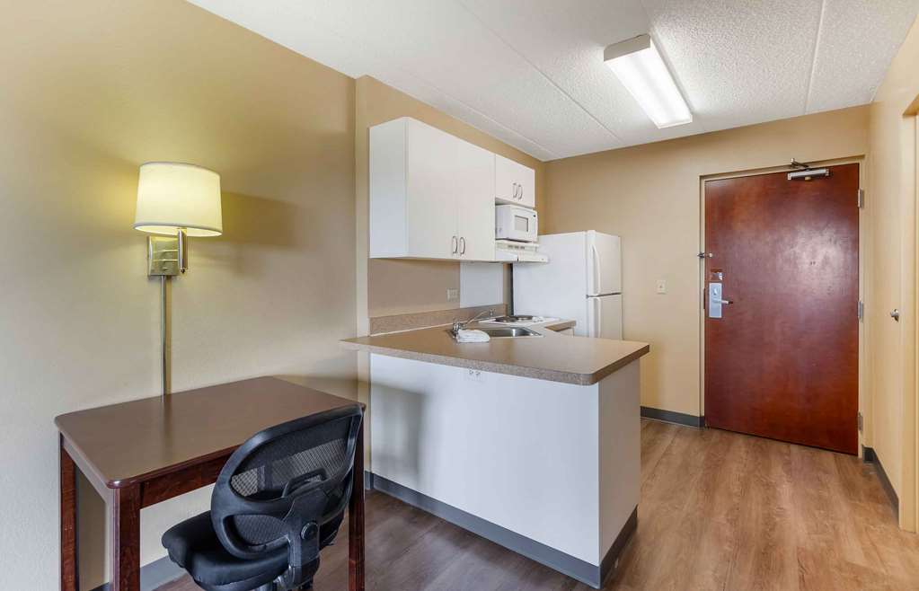 Extended Stay America Suites Chicago Elmhurst O'Hare - photo 27
