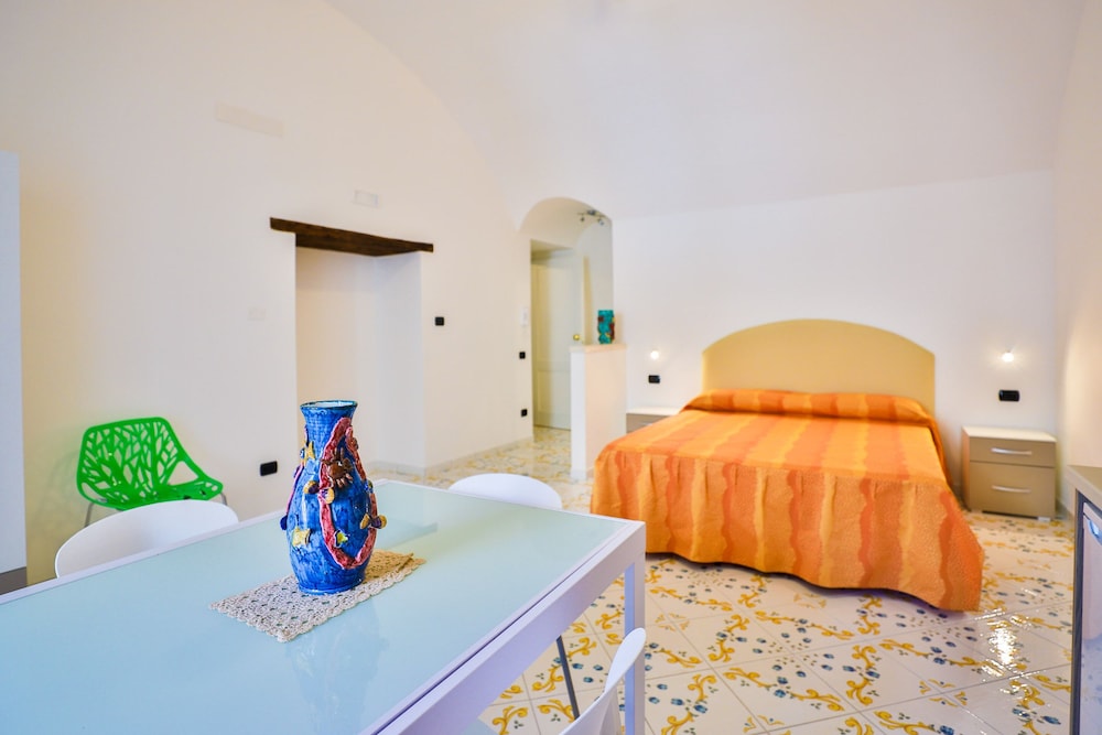 Della Monica Rooms in Vietri Sul Mare, Italy