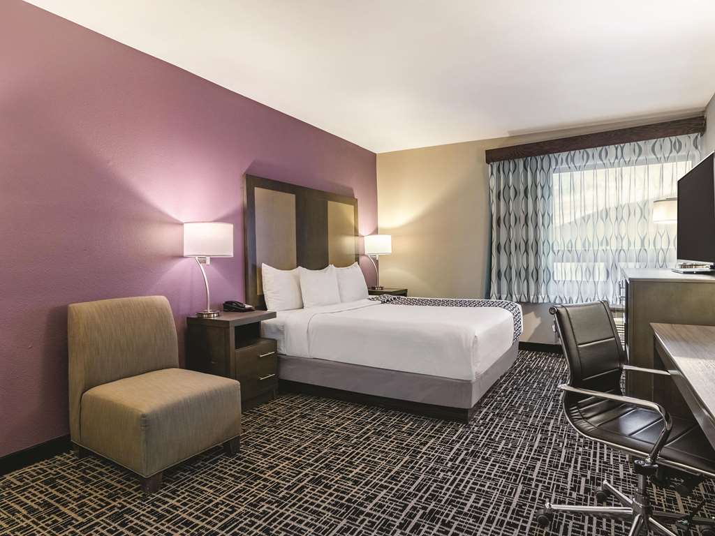 La Quinta Inn & Suites by Wyndham Glenwood Springs - photo 19