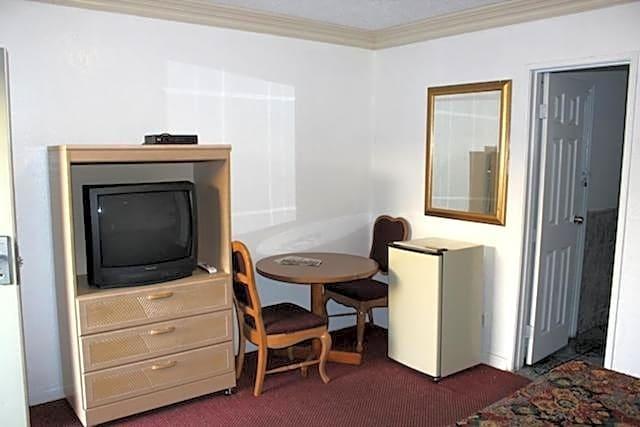 Beacon Motel - photo 11