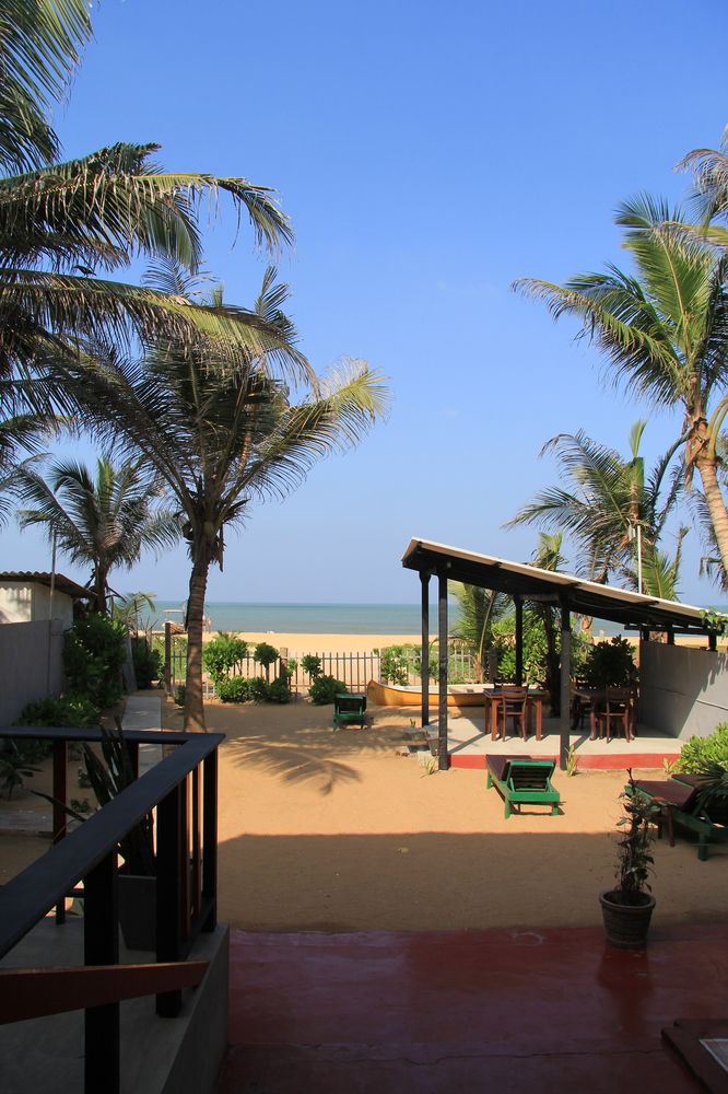 Beach Walk - carbon neutral hotel in Negombo
