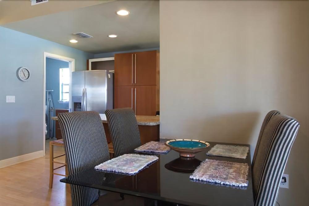 Good Times Both Units — hotel in Bradenton Beach