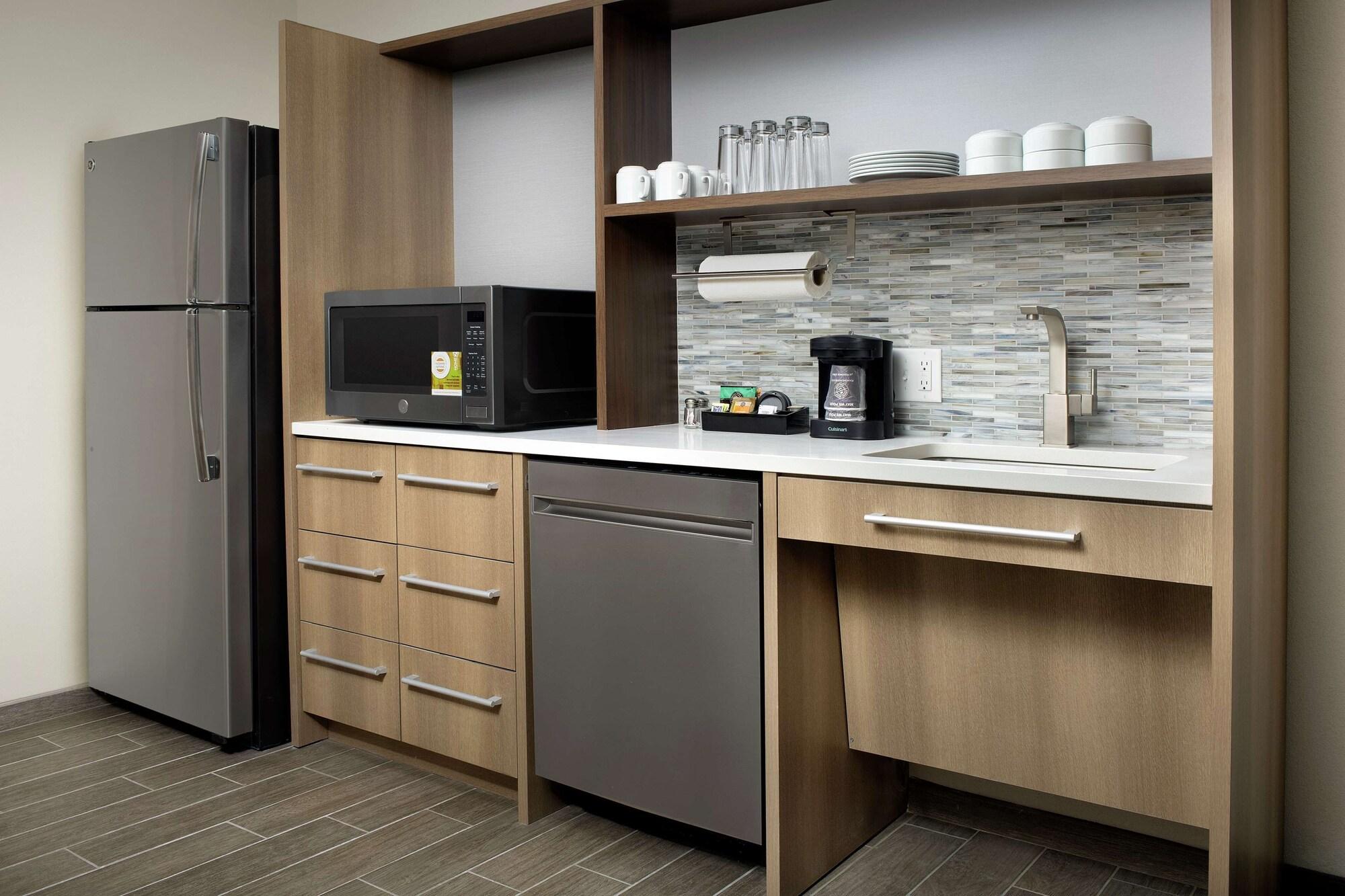Home2 Suites by Hilton Lakeland South Polk Parkway - photo 11