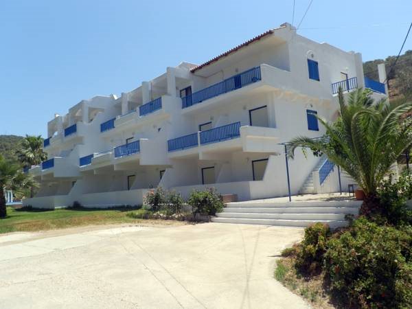 Vassilis Studios - carbon neutral hotel in Poros