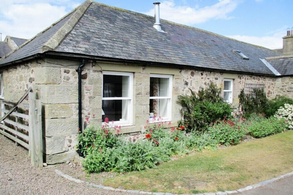 Swallow Cottage nr Powburn — 4-Star Luxury Hotel in Alnwick, United Kingdom