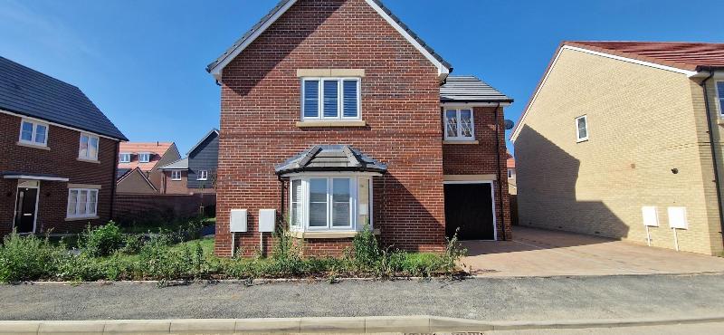 Peterborough House Sleeps 8 Parking Garden — 4-Star Luxury Hotel in Peterborough, United Kingdom