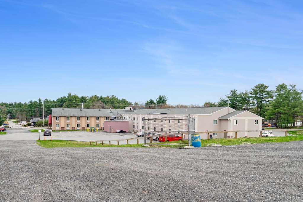 Americas Best Value Inn Foxboro - photo 9