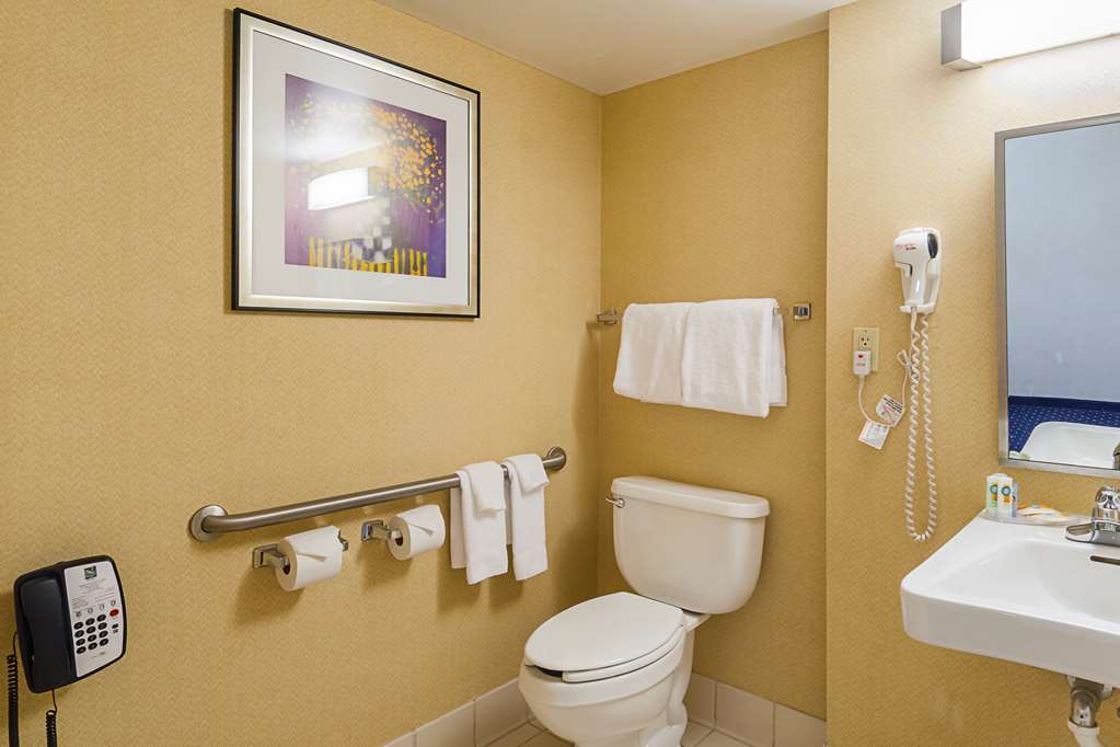 Quality Inn Boston Revere - photo 19