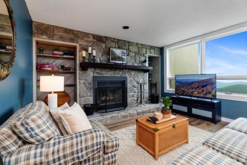 Ledges 71 with Wintergreen Advantage - last minute hotel in Roseland