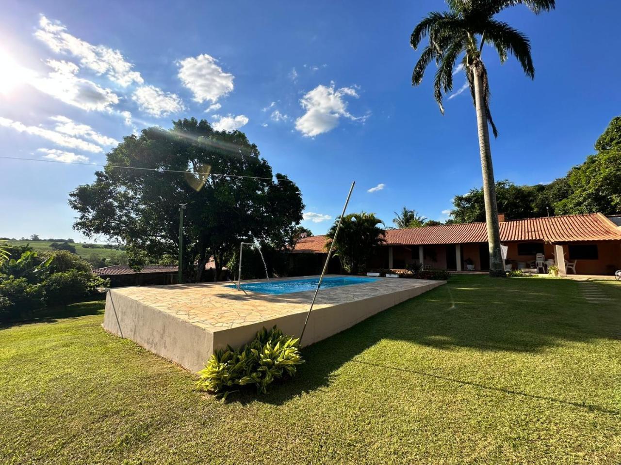 Chácara Marretto ambiente acolhedor e familiar dentro da cidade de Tatuí. — hotel in Tatui