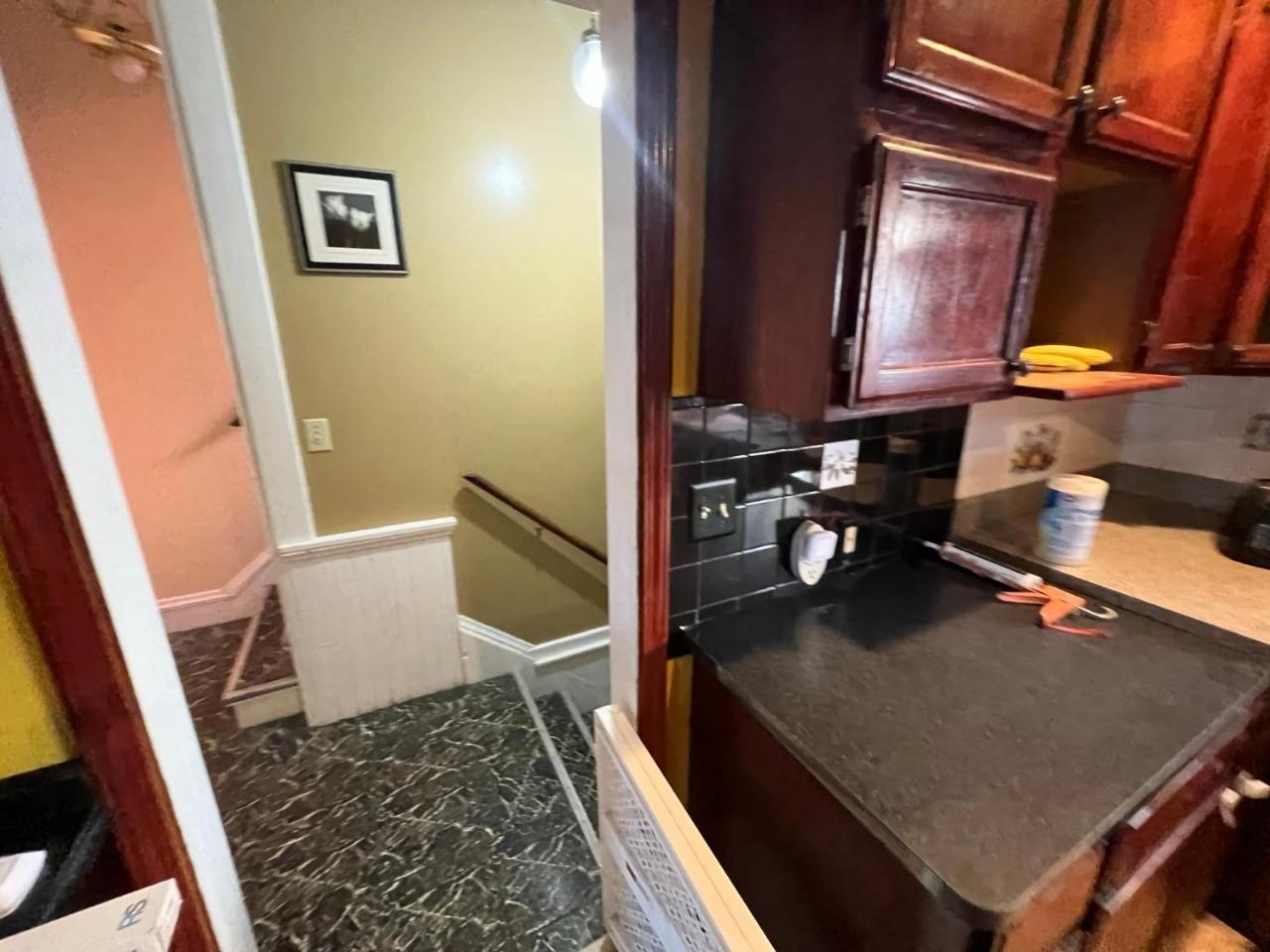 Stay with Jay Segunda Room in Cleveland, United States