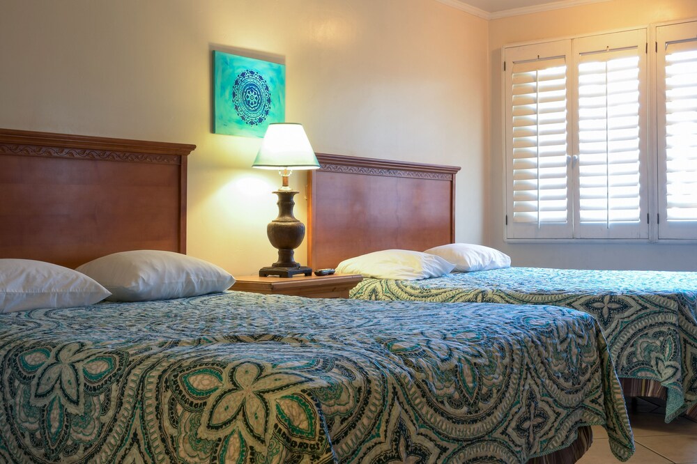 The Shores Inn and Beach Houses - photo 6