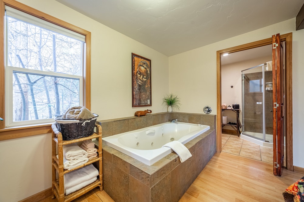 The Islander Inn - photo 21
