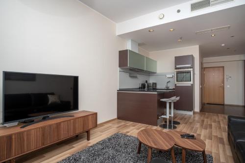 City Centre Sky View Apartment on 27th Floor