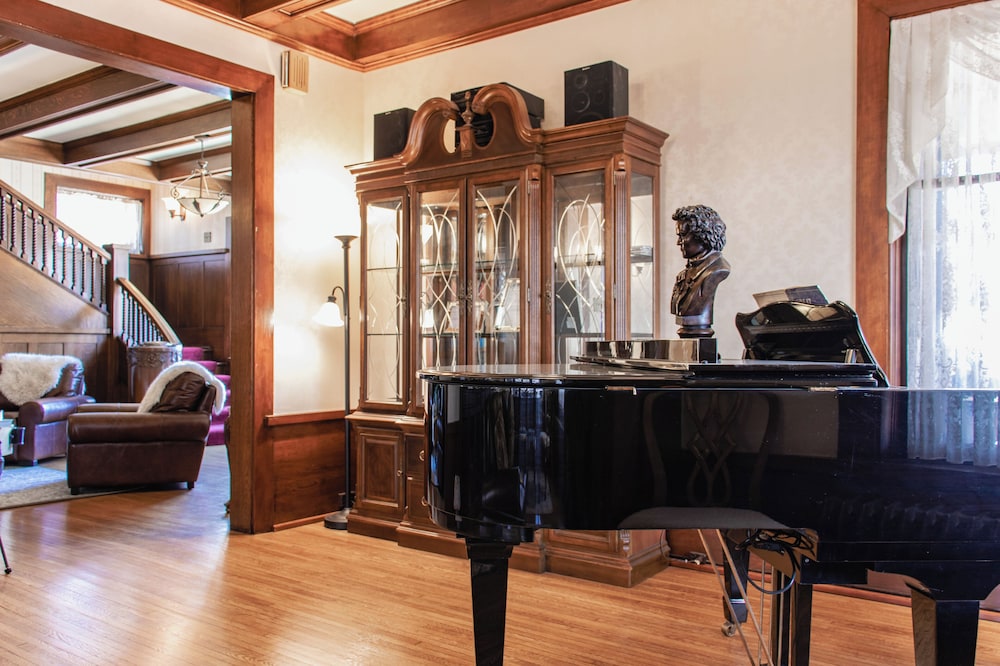 Historic GG Barnum Mansion by Heirloom Boutique Collection - photo 90