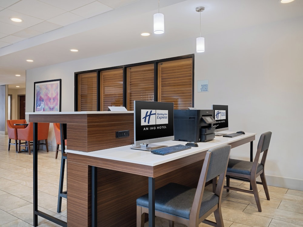 Holiday Inn Express & Suites Augusta West Fort Gordon by IHG - photo 82