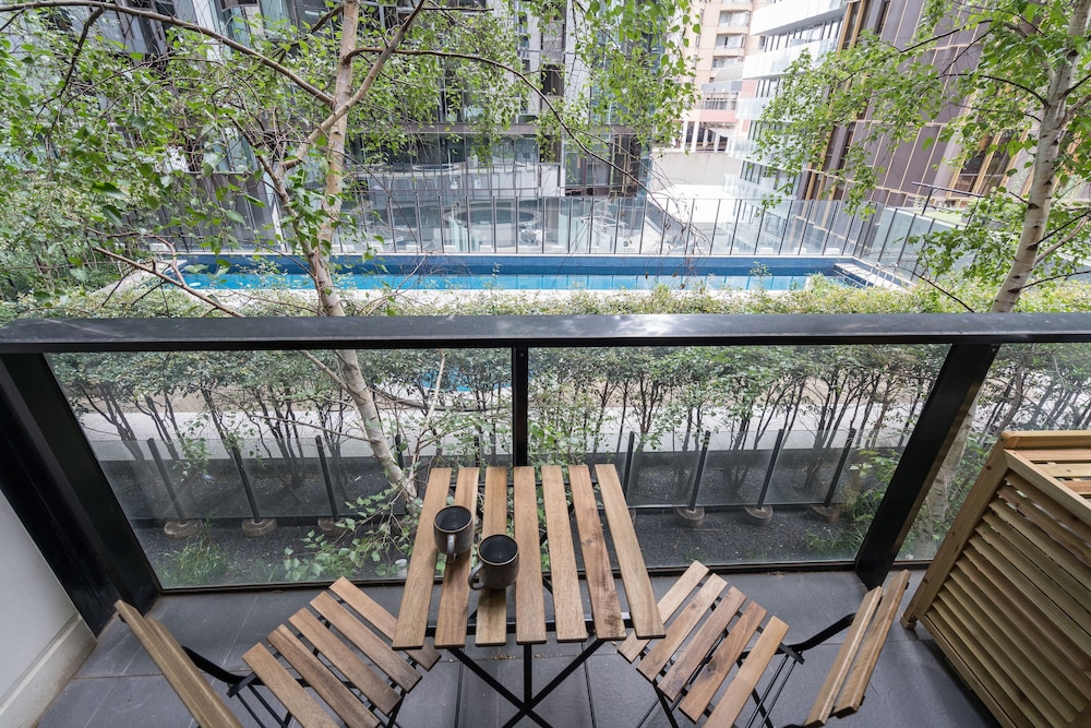 StayCentral Oasis on Mackenzie — 4-Star Luxury Hotel in Melbourne, Australia
