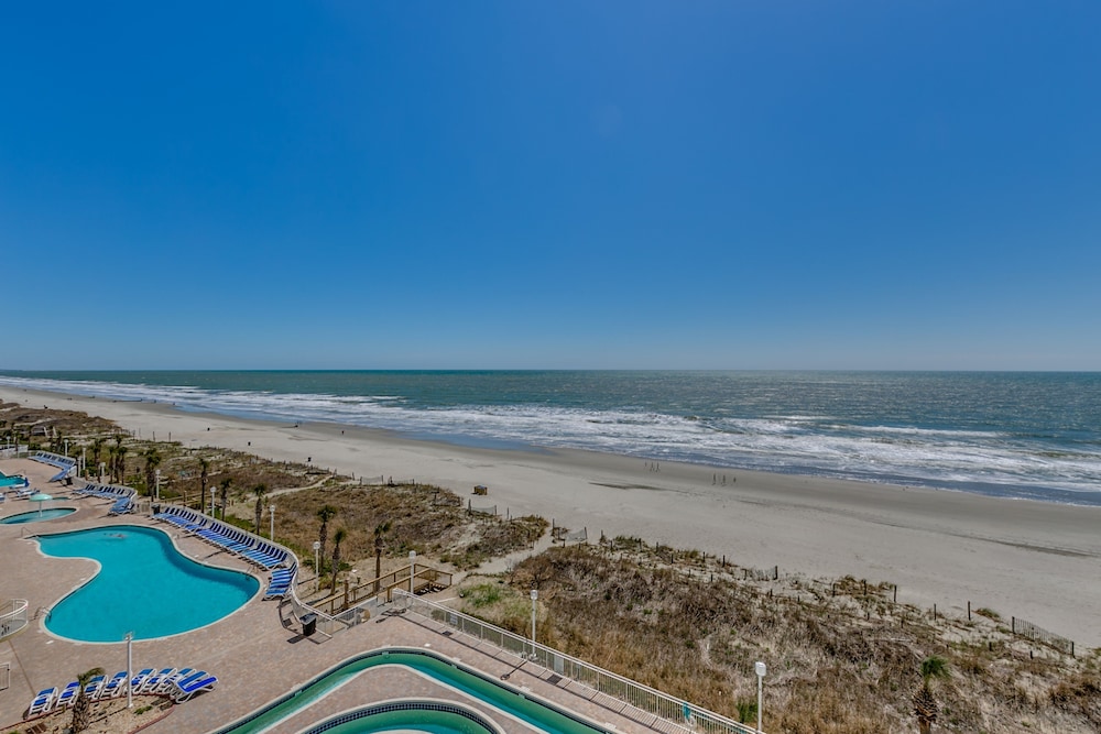 Watch Resort by Condo World - photo 34