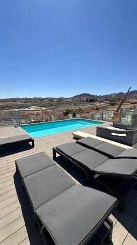 Penthouse Lotus 18 Private Heated Pool 4BR — 4-Star Luxury Hotel in Eilat, Israel