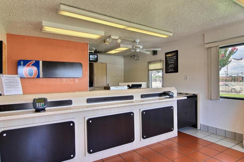 Motel 6 Austin Tx North Central - photo 39