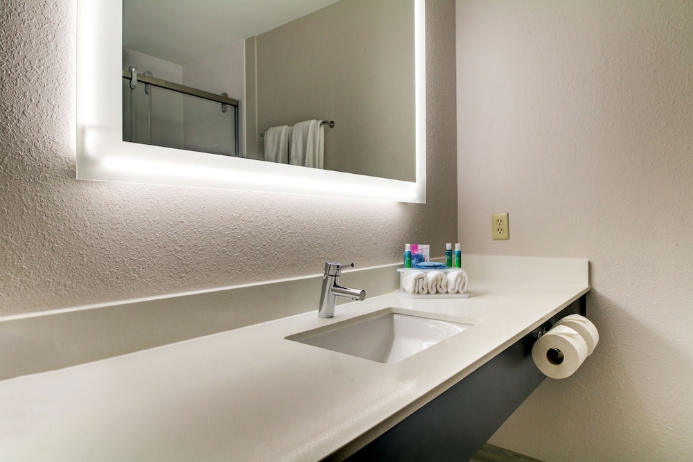 Holiday Inn Express & Suites Live Oak by IHG — hotel in Live Oak