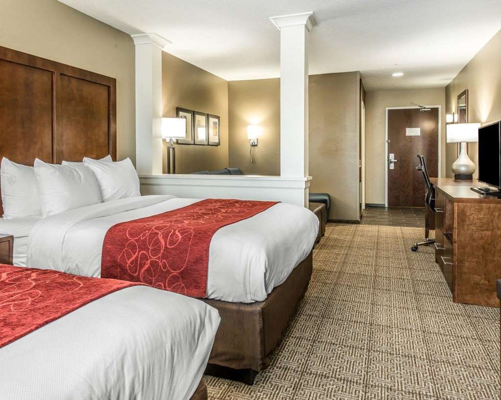 Comfort Suites Dunnellon near Rainbow Springs - photo 9