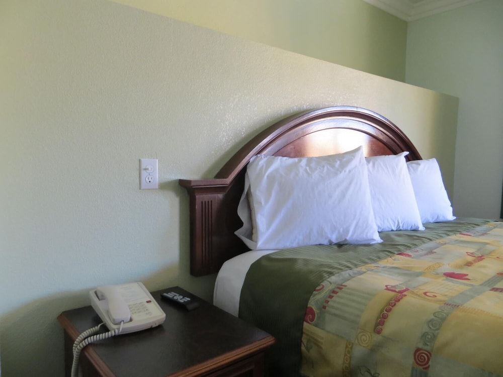 Azusa Inn Motel - photo 12