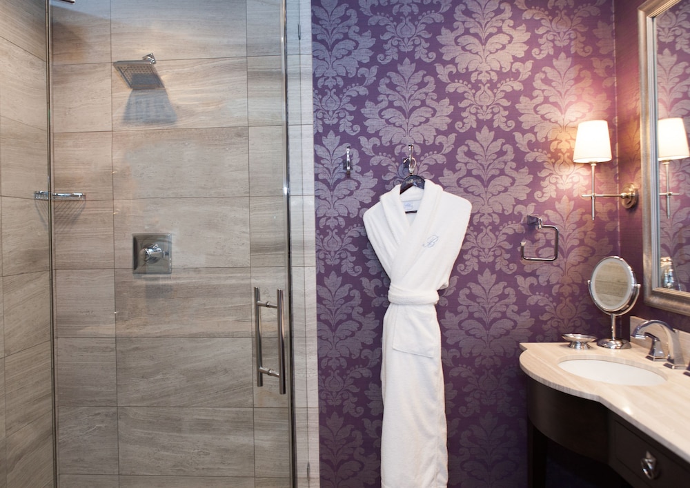 La Banque Hotel - photo 11