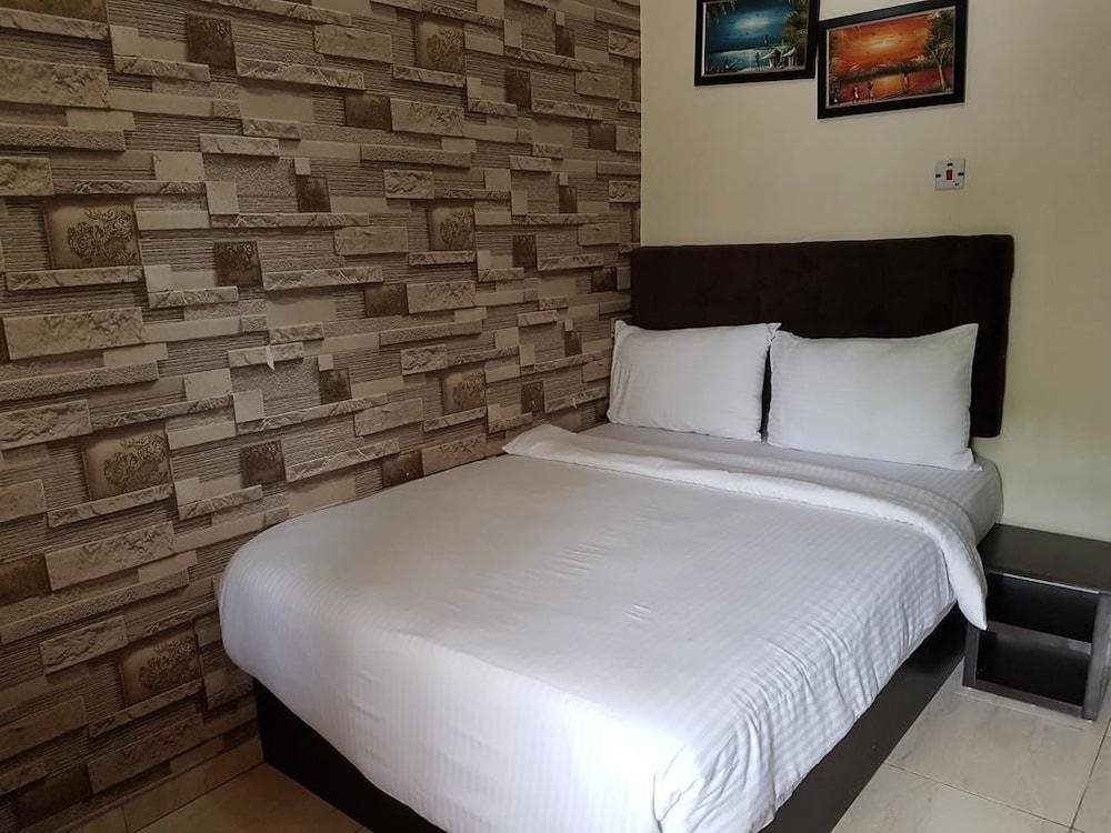 Eddy Vic Hotel - last minute hotel in Abuja
