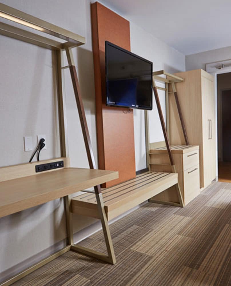 Holiday Inn Express Hotel & Suites Athens by IHG - photo 12